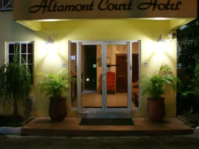 Courtleigh Hotel & Suites Kingston Jamaica