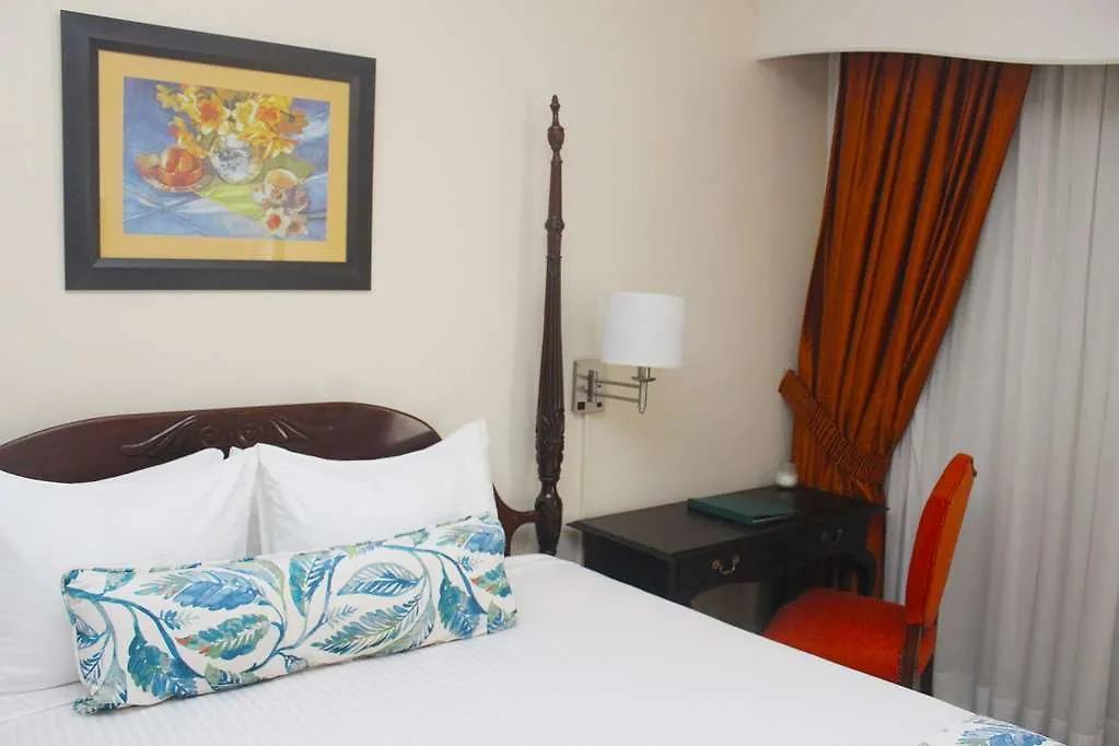 Courtleigh Hotel & Suites Kingston